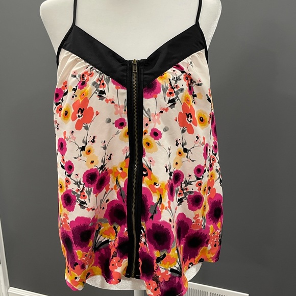LC Lauren Conrad Tops - Lauren Conrad M Shirt Floral Zipper Tank C3